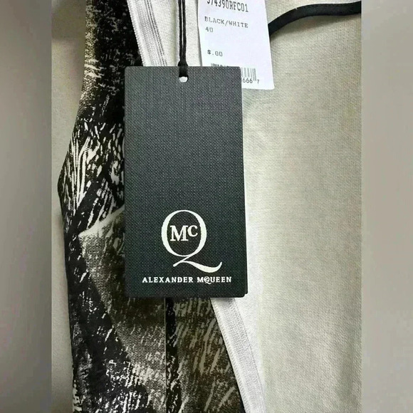 NEW | McQ by Alexander McQueen Abstract Print Sheath Dress | Women’s Size 4 - Picture 6 of 12